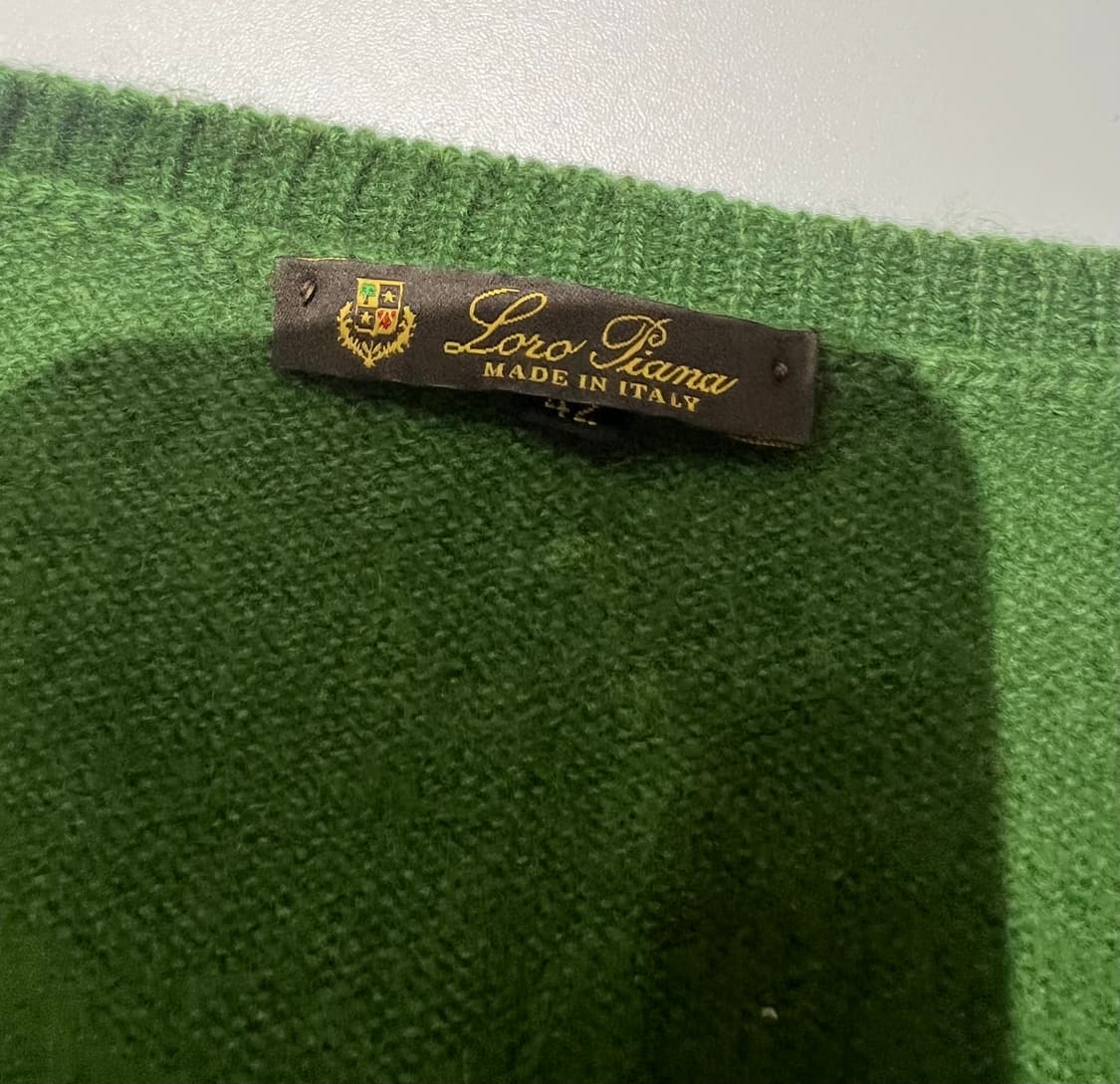 로로피아나 v넥 캐시미어 니트 상품이미지5