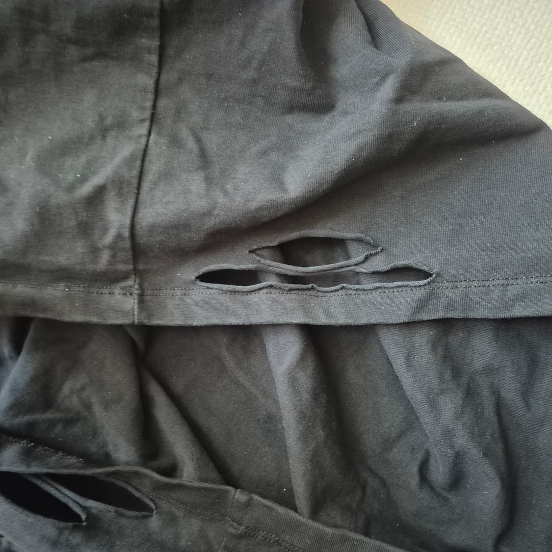 블랙아웃 긴팔티 xl 상품이미지3