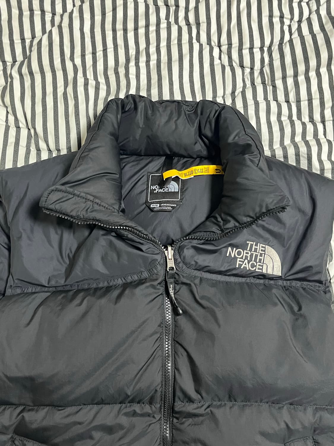 노스페이스 700 중앙로고 패딩 조끼 블랙 M 상품이미지6