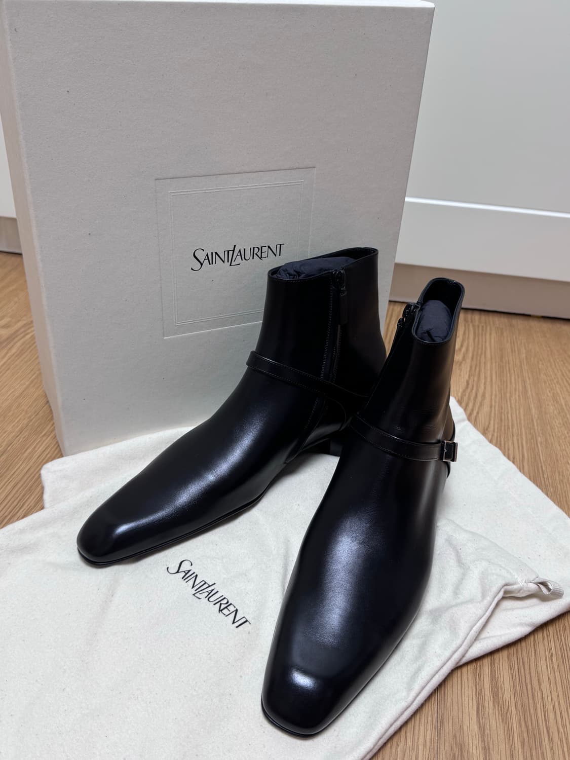 [새상품] 생로랑 어거스틴 부츠 IT42 상품이미지1