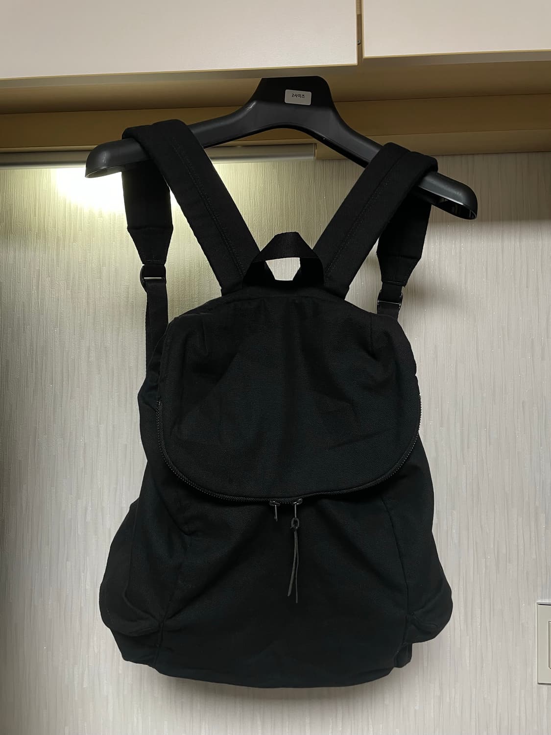 산산기어 플랩 백팩 블랙 - 25SS 상품이미지2