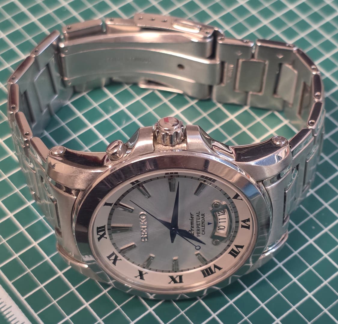 세이코 (.SEIKO) 프리미어 퍼페츄얼 캘린더  SNQ145P1 시계 상품이미지3