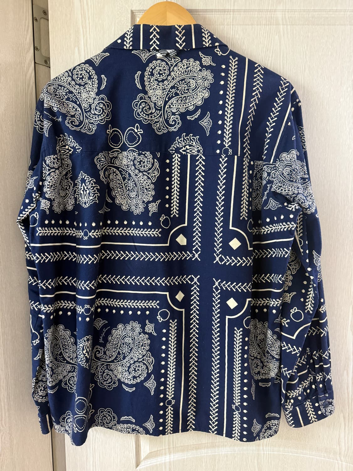 예스터데이스 투모로우 반다나 셔츠 m 상품이미지2