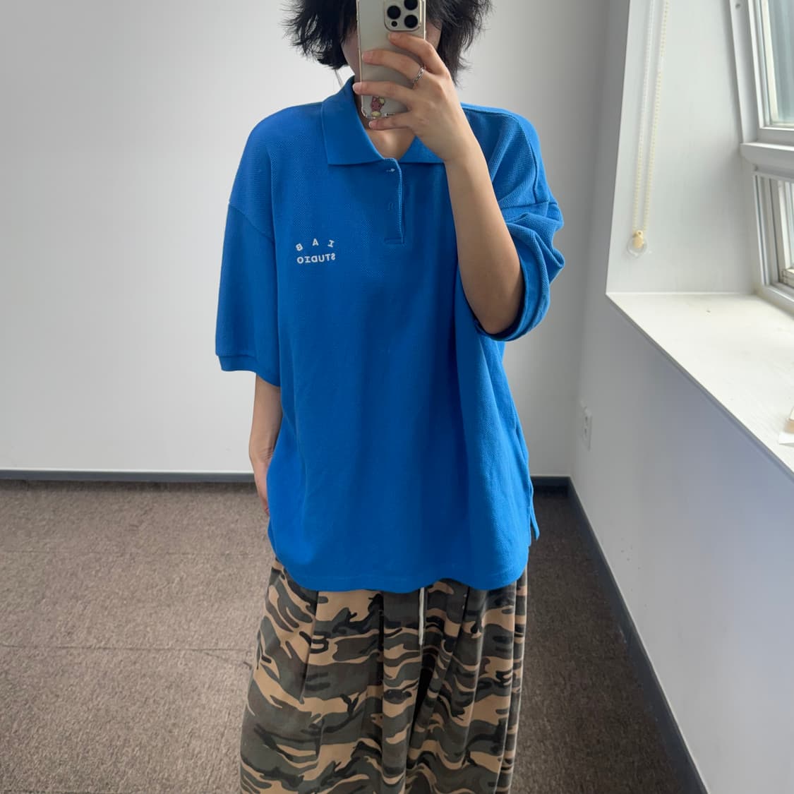 I A B studio 아이앱 스튜디오 블루 니트 반팔 카라티  상품이미지2