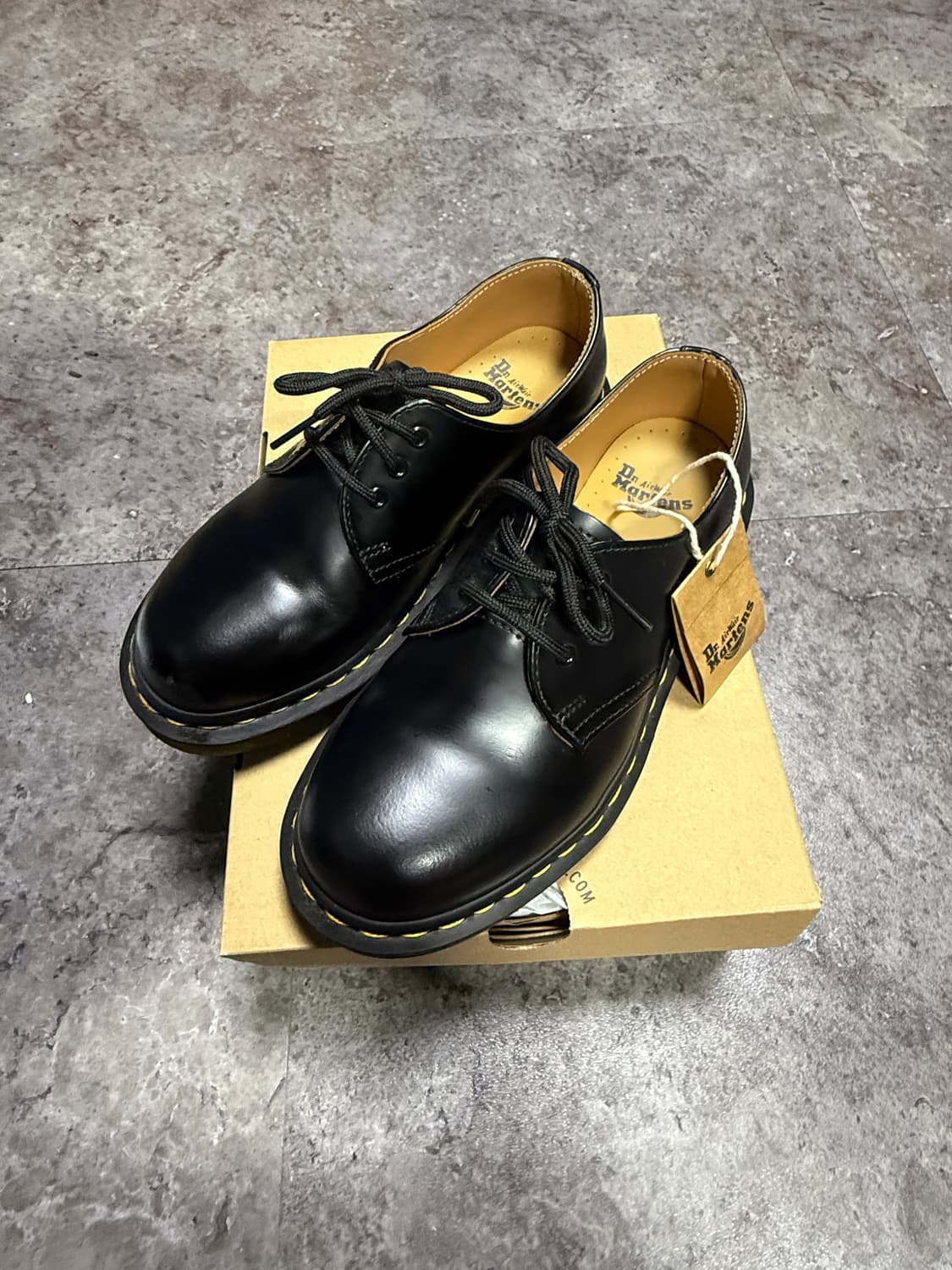 닥터마틴 1461 스무스 220 풀박스 상품이미지2