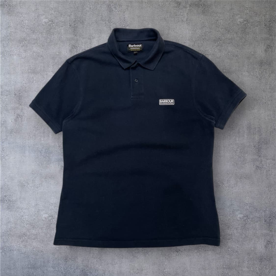 바버 인터내셔널 Barbour 네이비 로고 반팔 카라티 M 상품이미지1