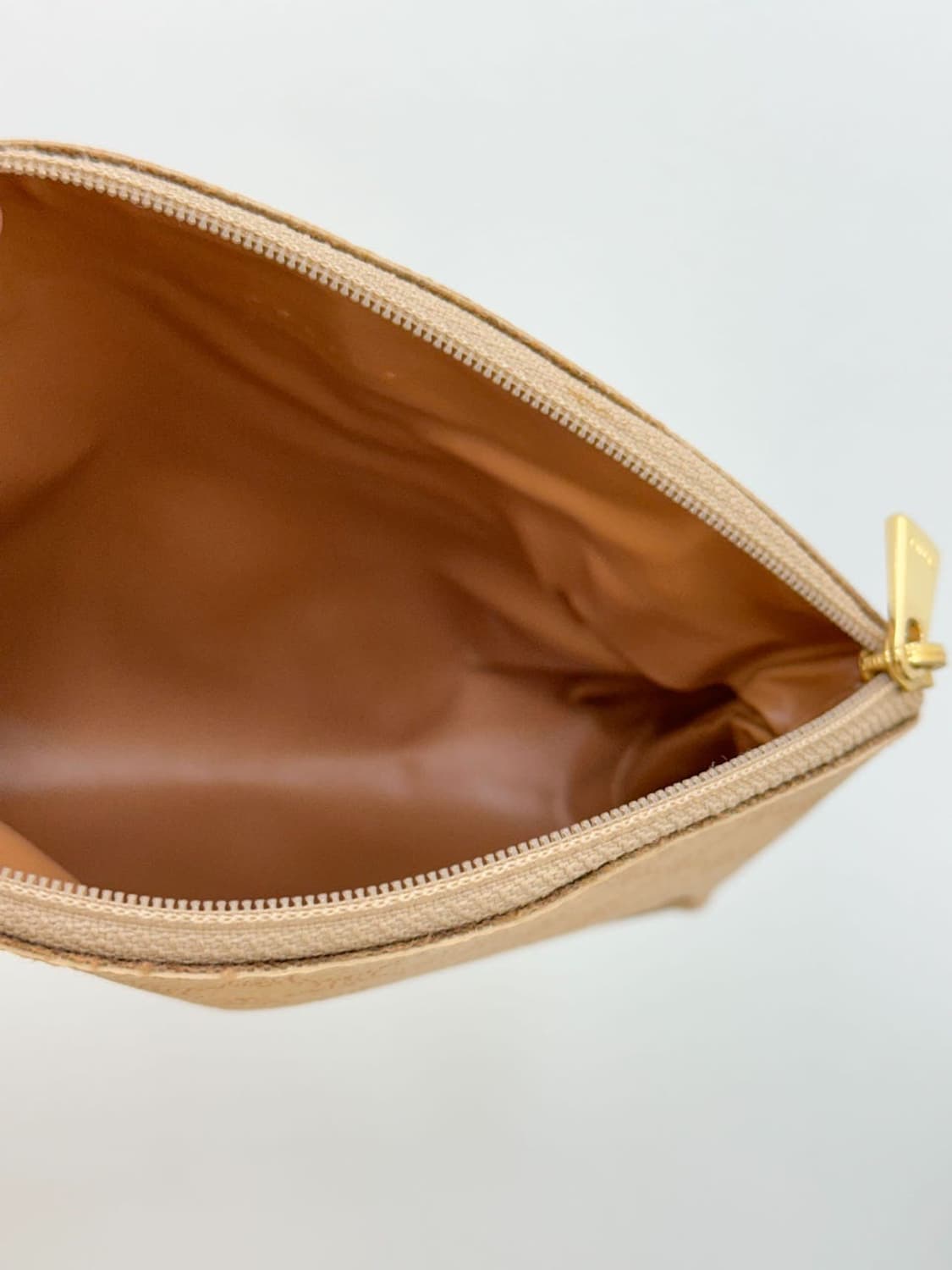 celine / 셀린느 베이지 마카담 반달 파우치  상품이미지10