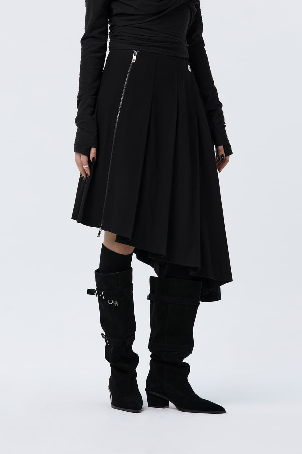 트리밍버드 Pleated Asymmetric Skirt [ Black ] 상품이미지1
