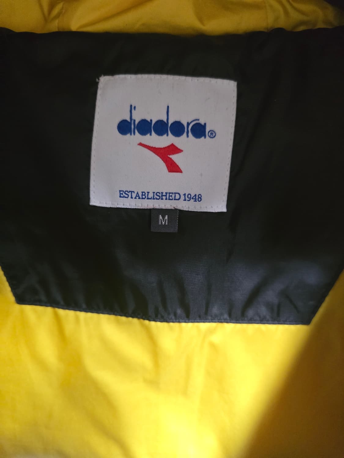 디아도라 구스다운 숏 패딩 M 상품이미지3