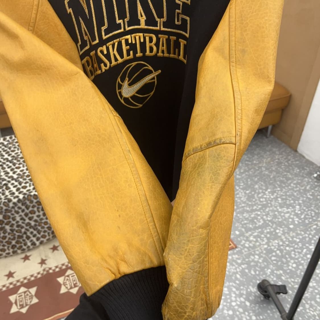 나이키 올드스쿨 레트로 빈티지 소가죽 바시티자켓 100 C09398 상품이미지7