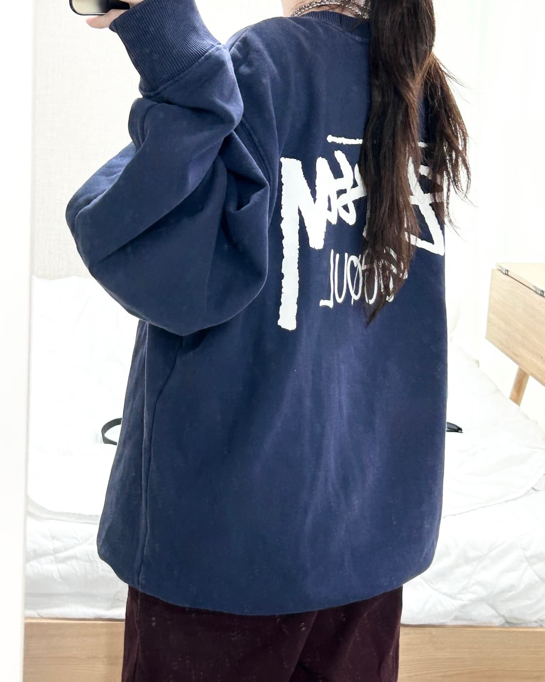 스투시 서울 빅로고 네이비 맨투맨 상품이미지1