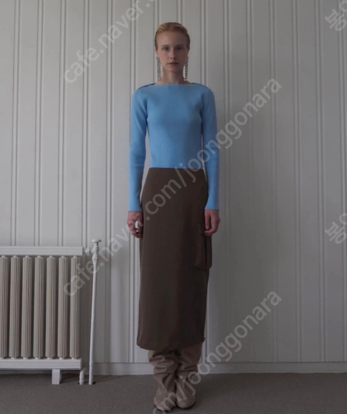 언앤써드미스테리 글로시 포켓 스커트 상품이미지2