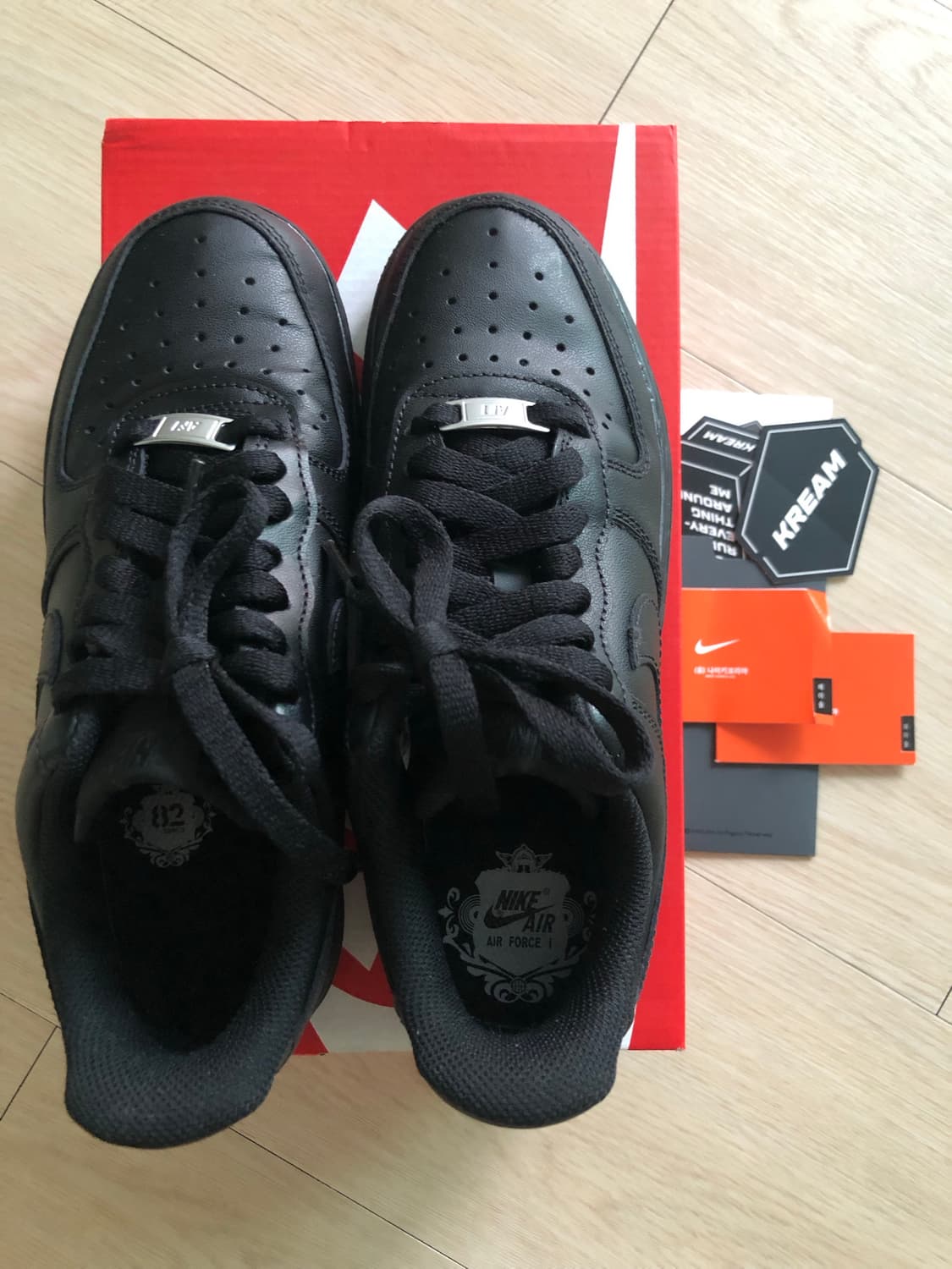 (w)나이키 에어포스 로우 07 트리플블랙 상품이미지1