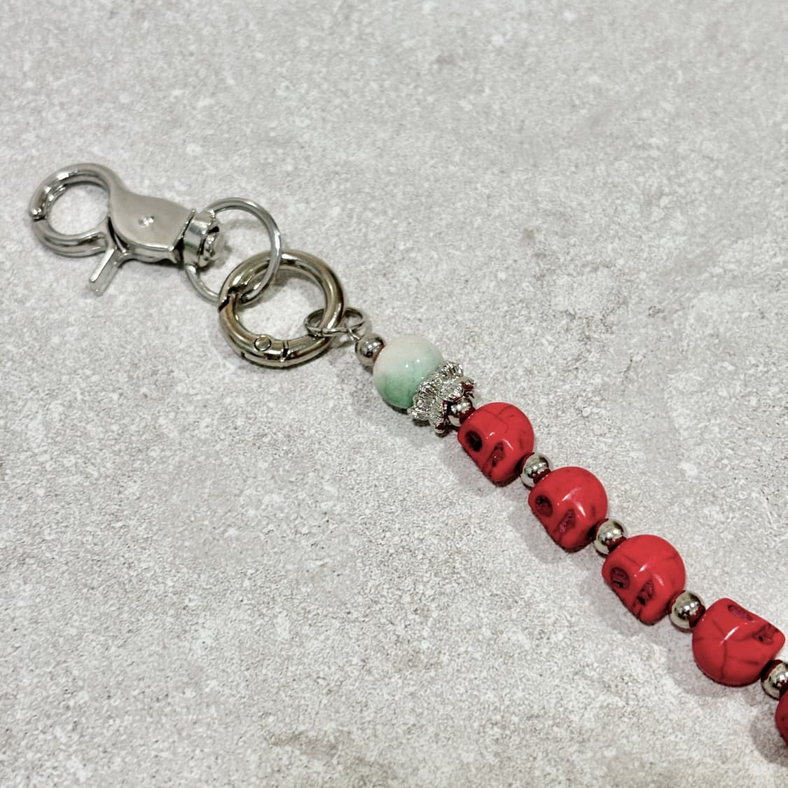 Oribell 레드 스컬 해골 크로스 위스키 팬던트 체인 상품이미지4