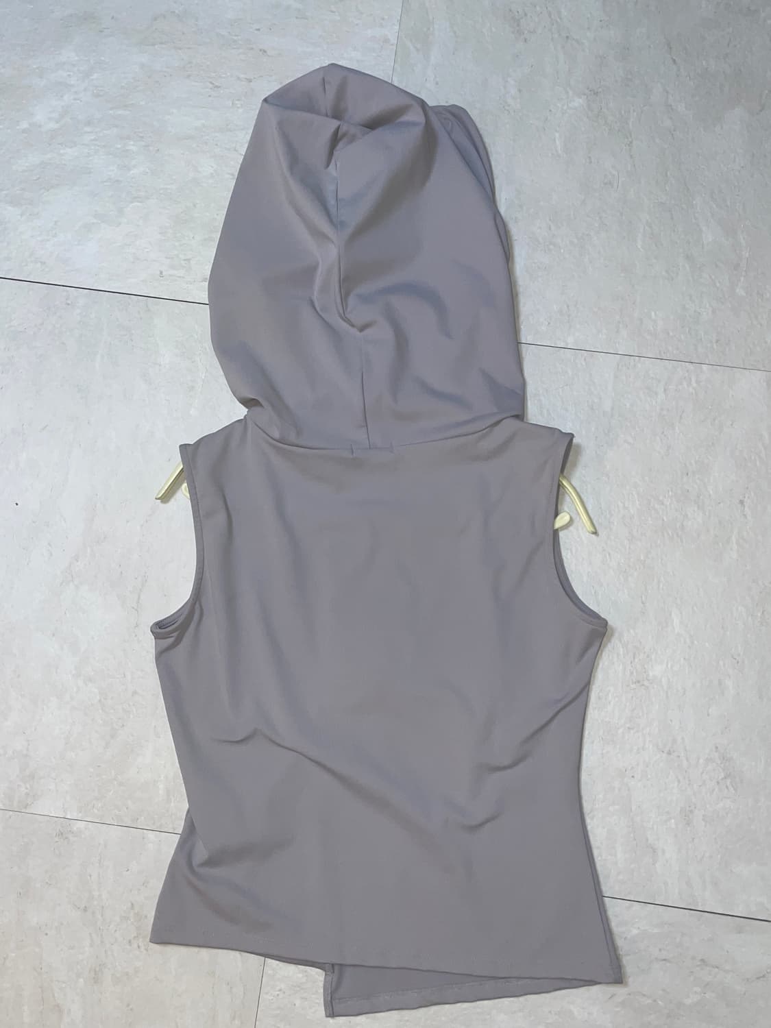 Cowl neck pintuck sleeveless GREY 상품이미지3