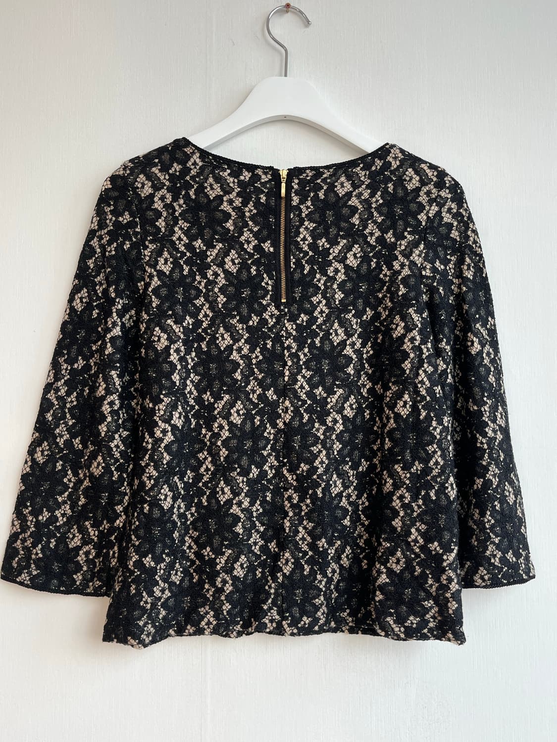 볼드 플라워 블라우스 상품이미지3