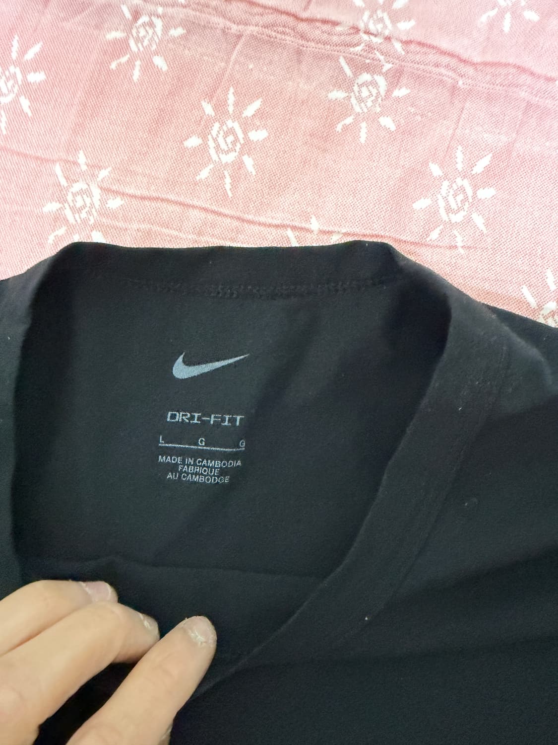 나이키 드라이핏 반팔티 L사이즈 실착1회 새상품급 판매 상품이미지3