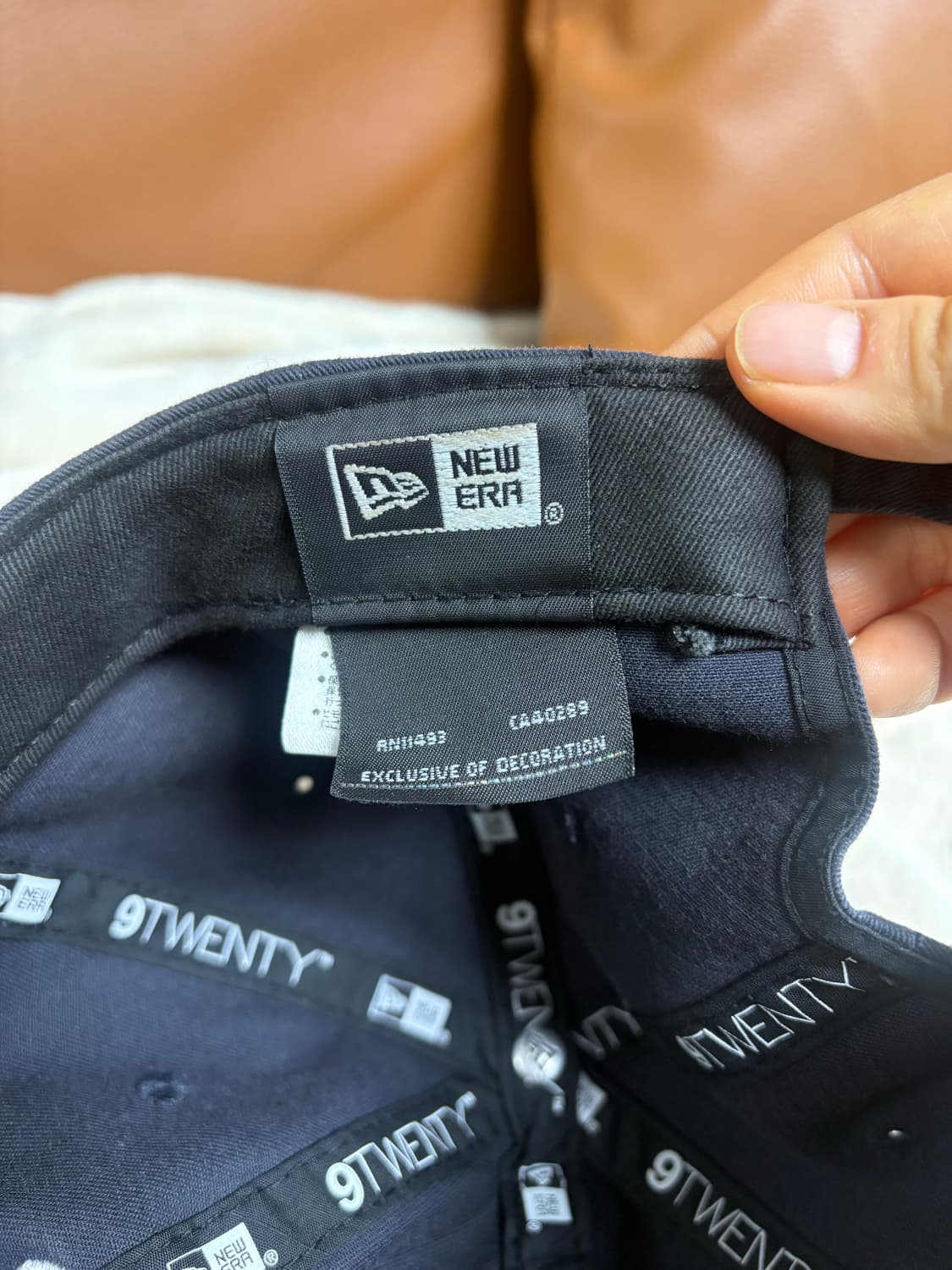 모마 볼캡 뉴에라 모자 뉴에라 x 모마 뉴욕 양키즈 캡 블랙 상품이미지5