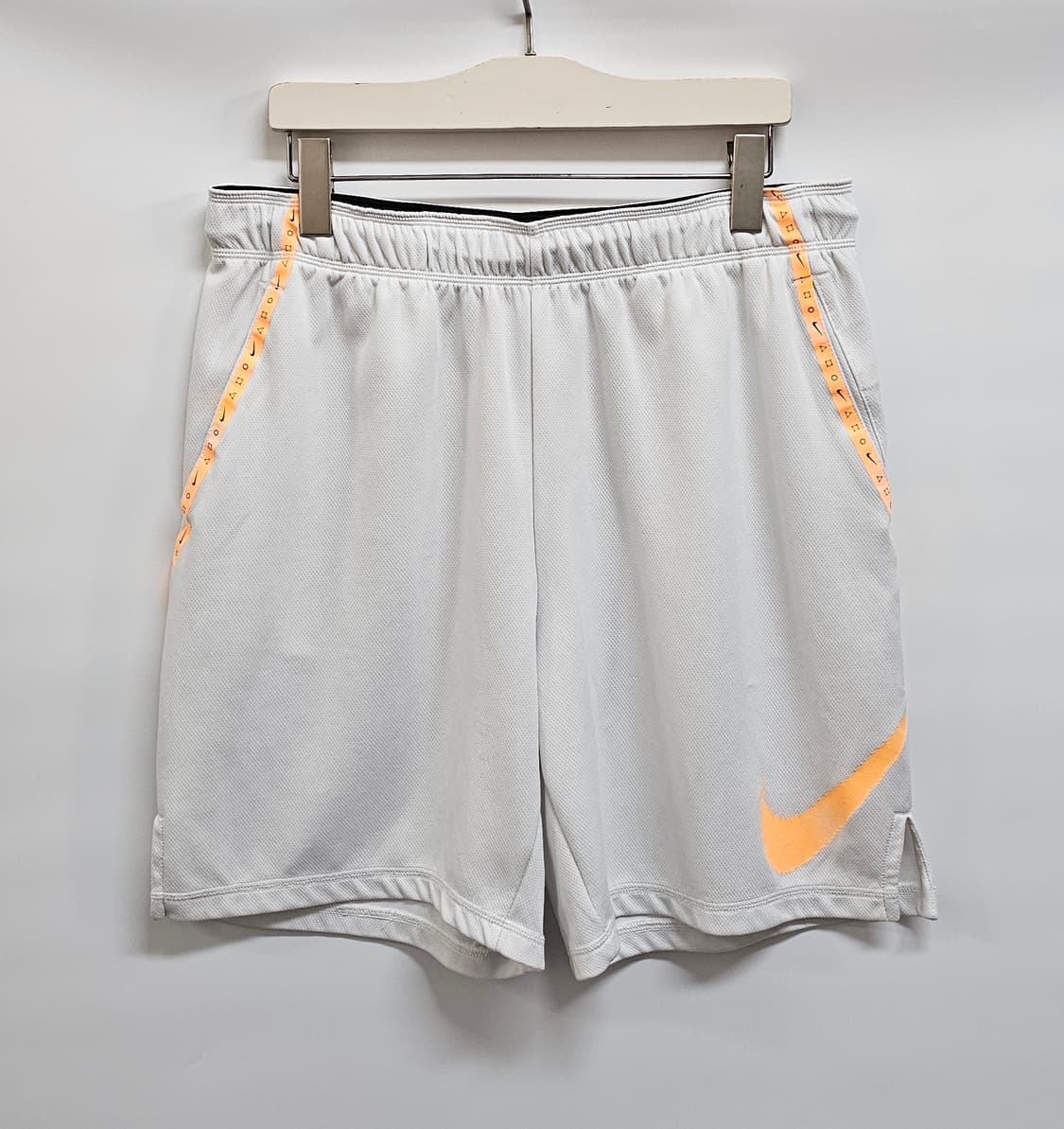나이키 드라이핏 화이트 쇼츠 XL 상품이미지1