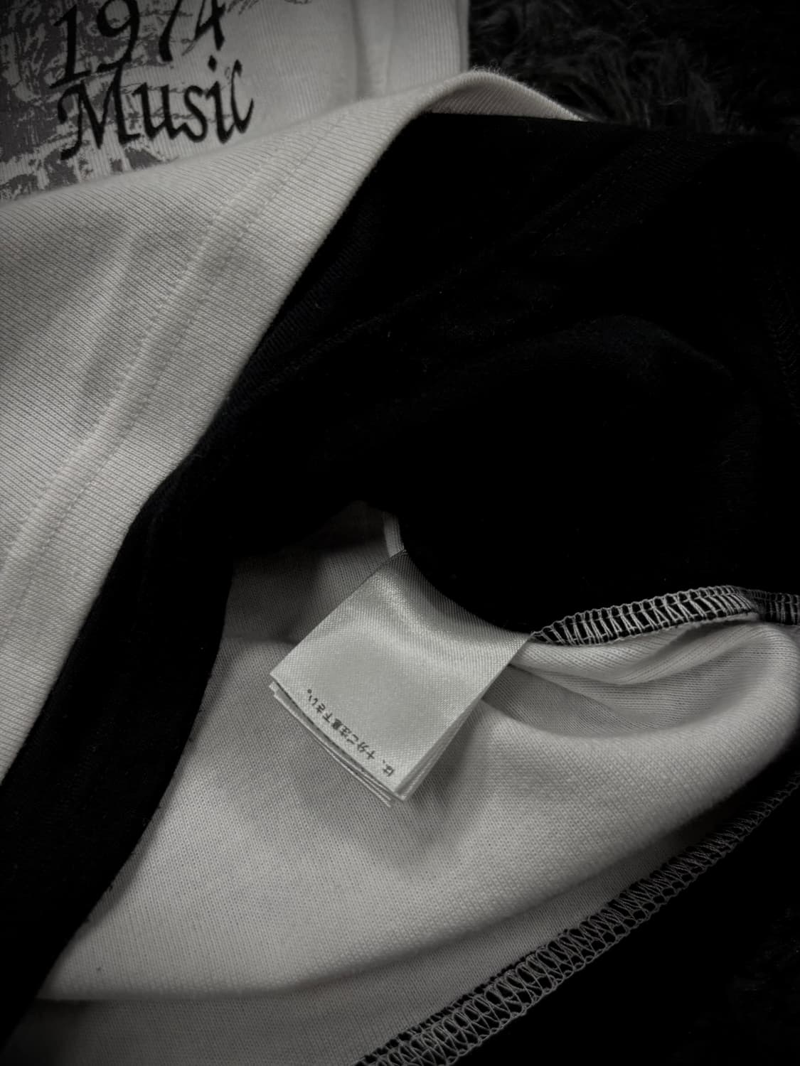 블랙&화이트 레이어링 펑크 해골 레터링 반팔 상품이미지7