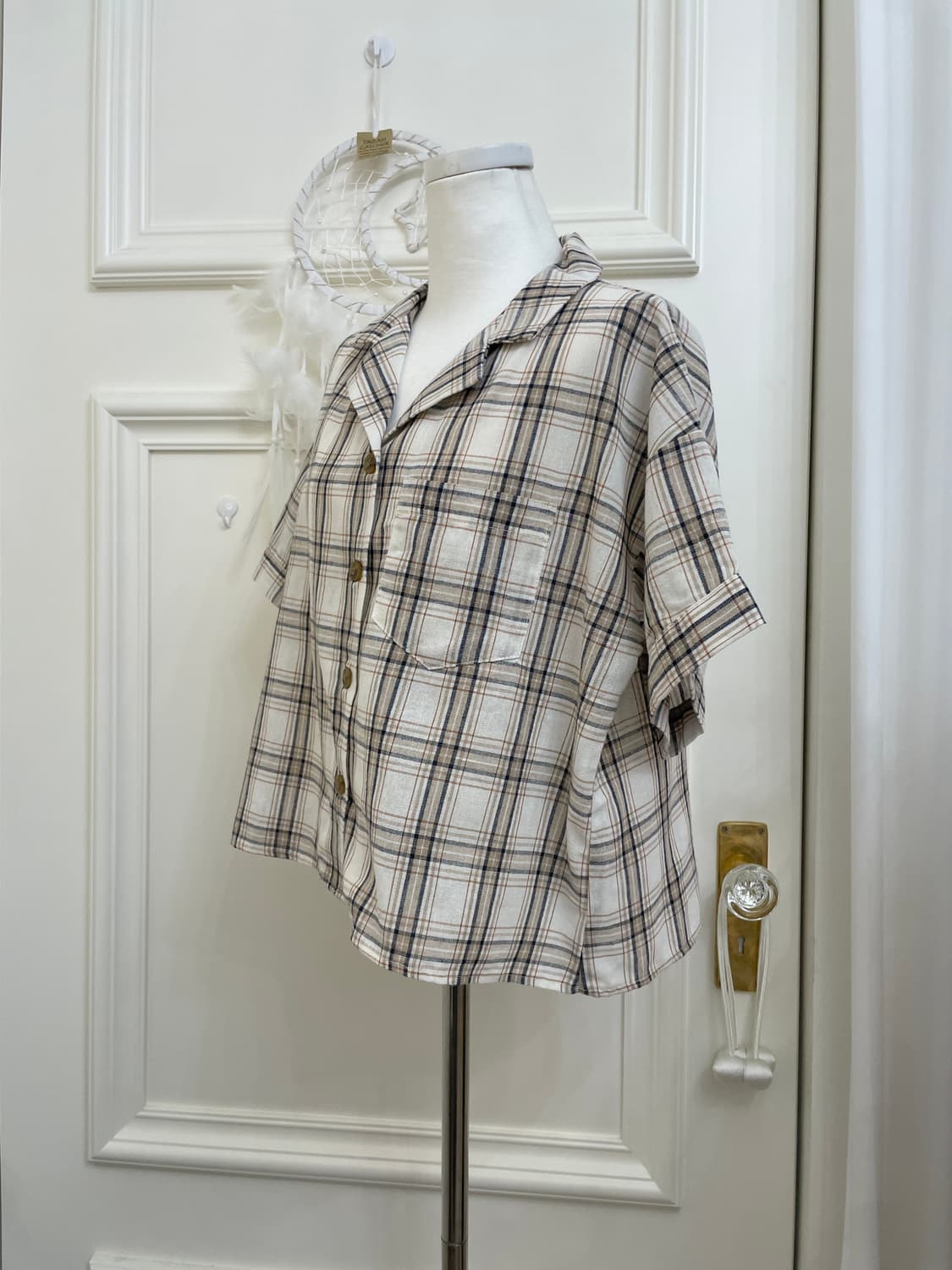 beige navy check crop summer shirt 상품이미지2