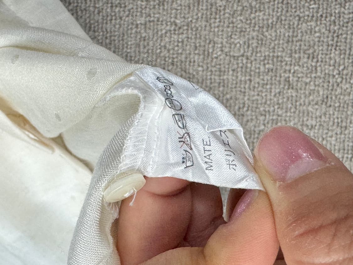 펀칭 자수 & 턱 포인트 빈티지 블라우스 상품이미지4