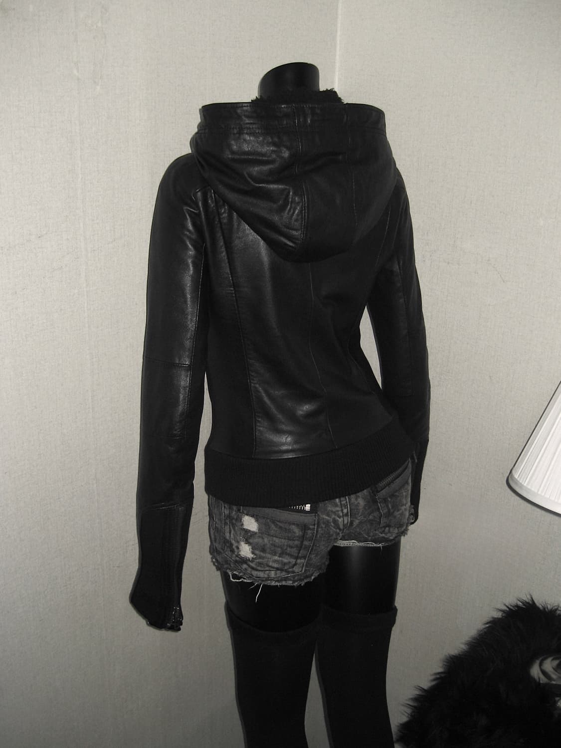 Moussy 마우지 하이넥 양 가죽 쉽스킨 후드 레더 자켓 집업 상품이미지4