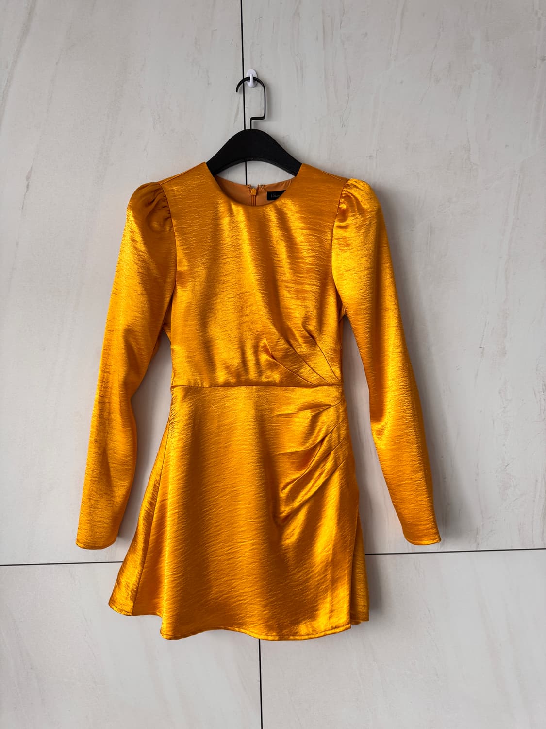 촬영용 제품 대폭할인House of Harlow  엘로우 골드 미니 원피 상품이미지1