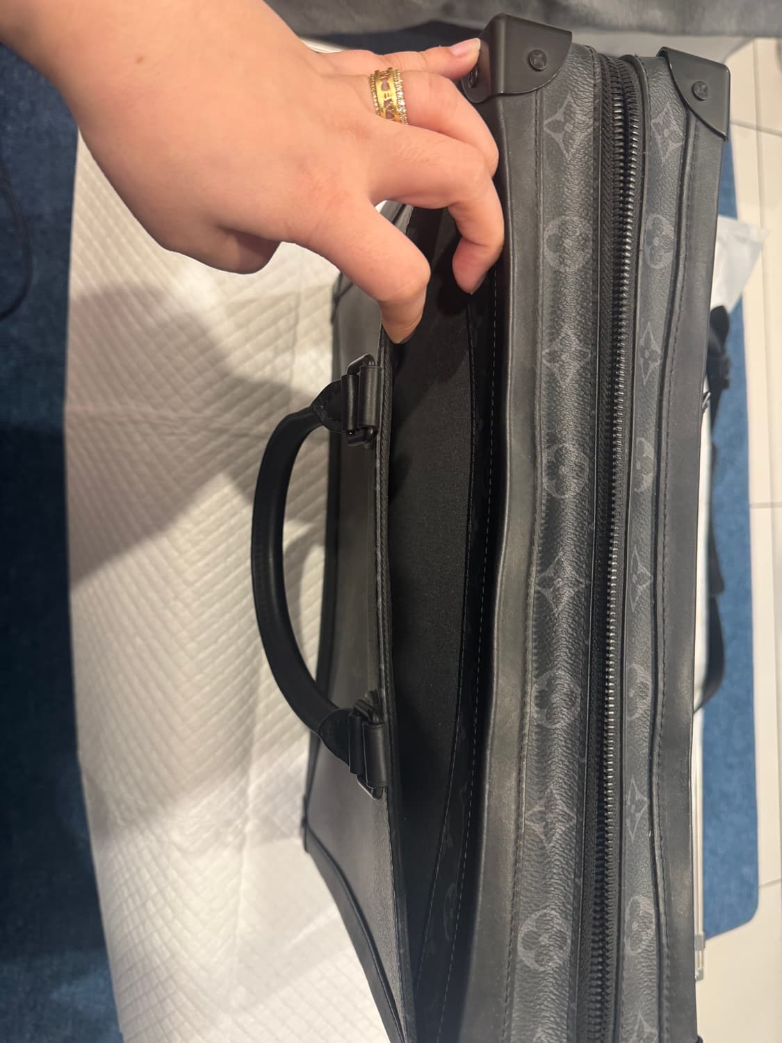 루이비통 소프트 트렁크 모노그램 이클립스 상품이미지2