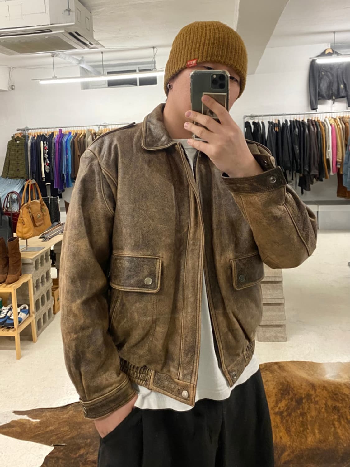 VTG hard faded leather flight jacket 상품이미지1