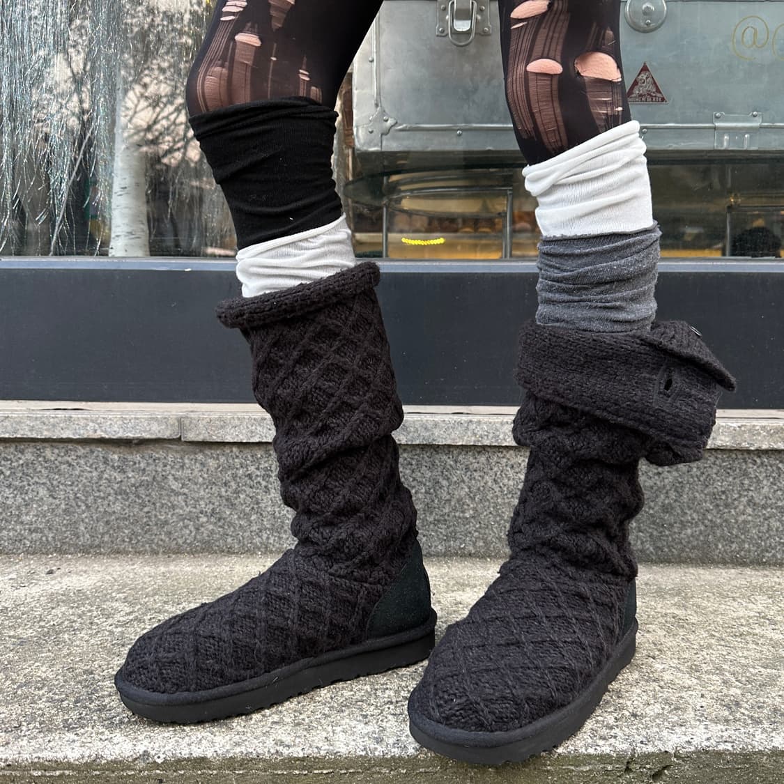 00s 블랙 와플 니트 카디 어그 부츠 상품이미지1