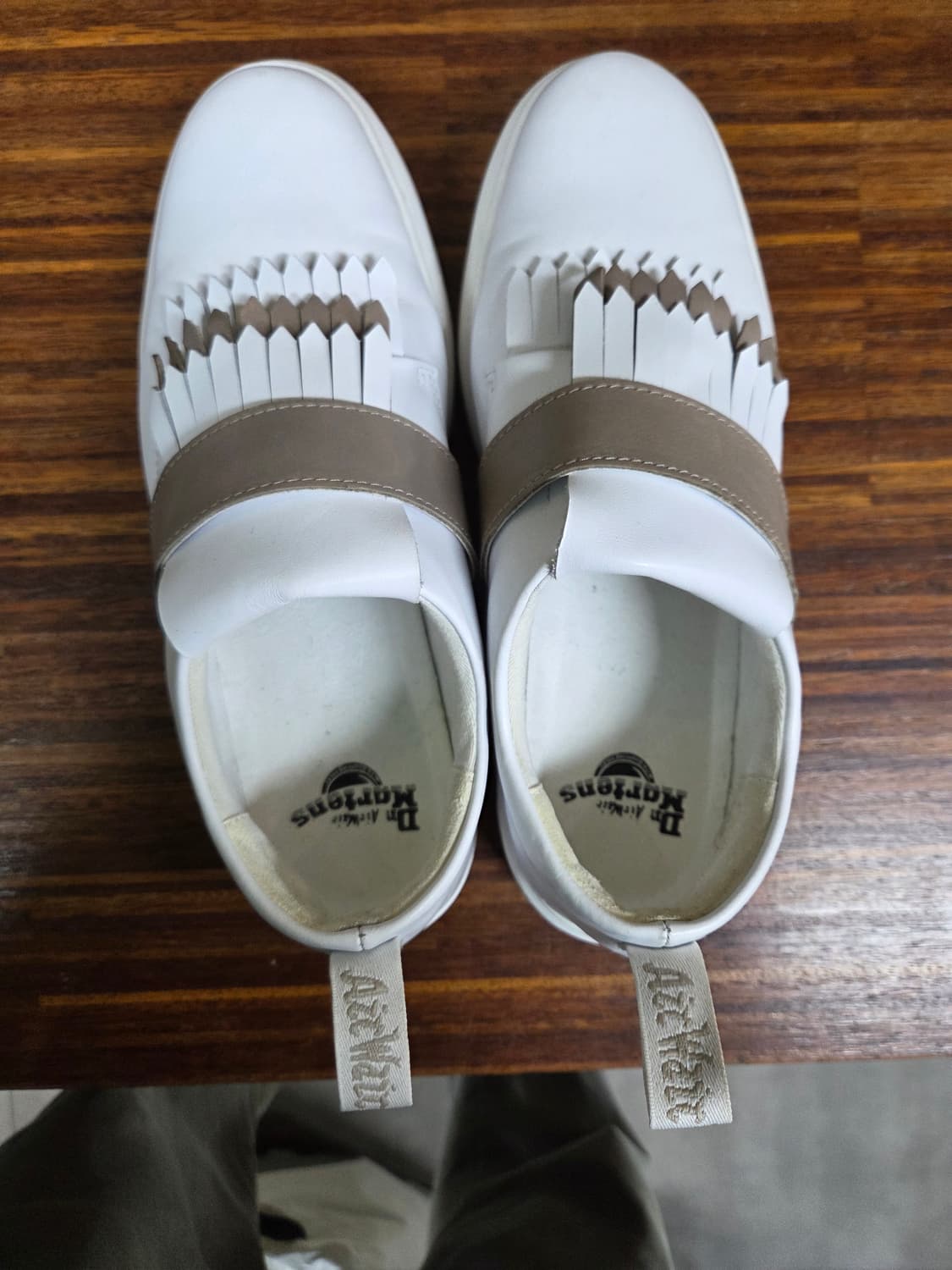 닥터마틴 유도라 슈즈 42 270 상품이미지2