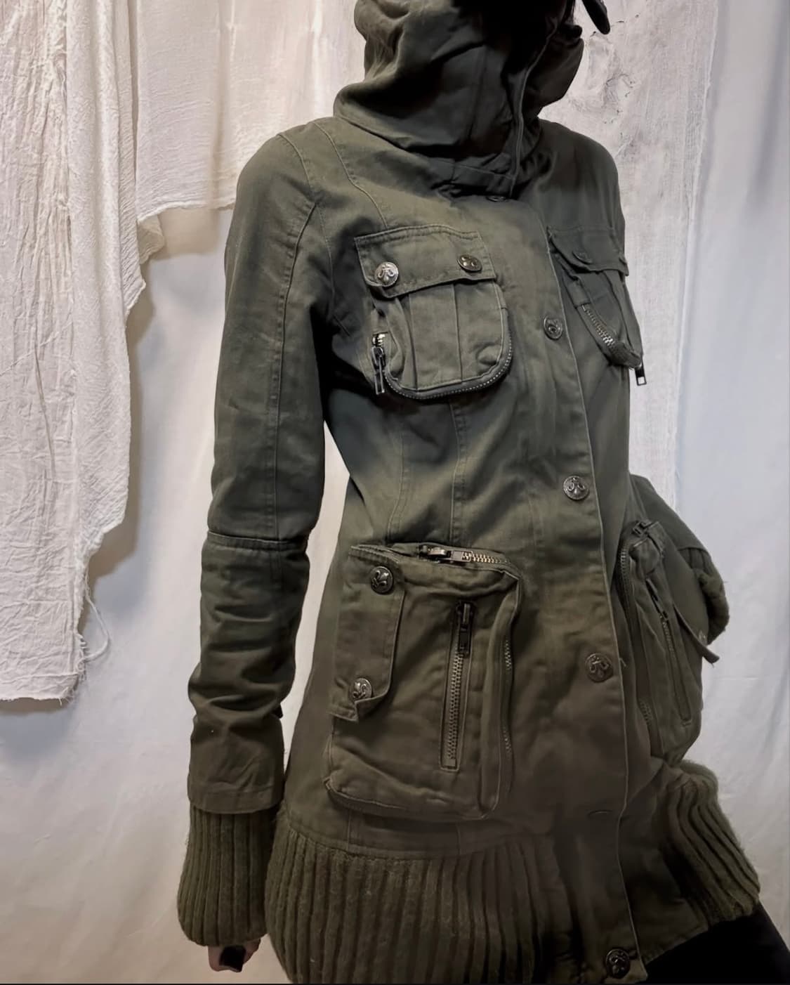 Highneck Buckle Detail Jacket 상품이미지4