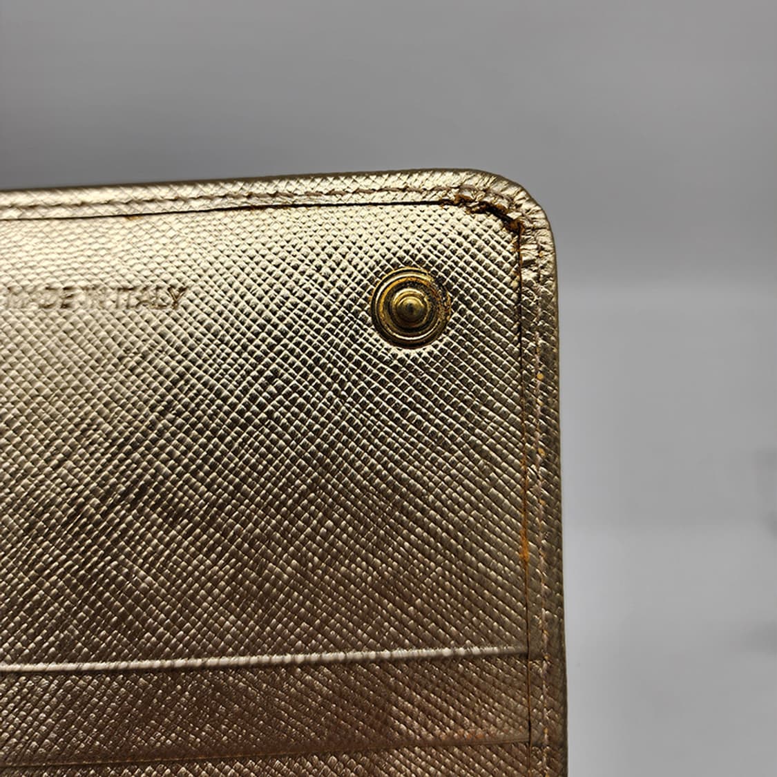 프라다 1M1132 사피아노 장지갑 엔틱골드 상품이미지6