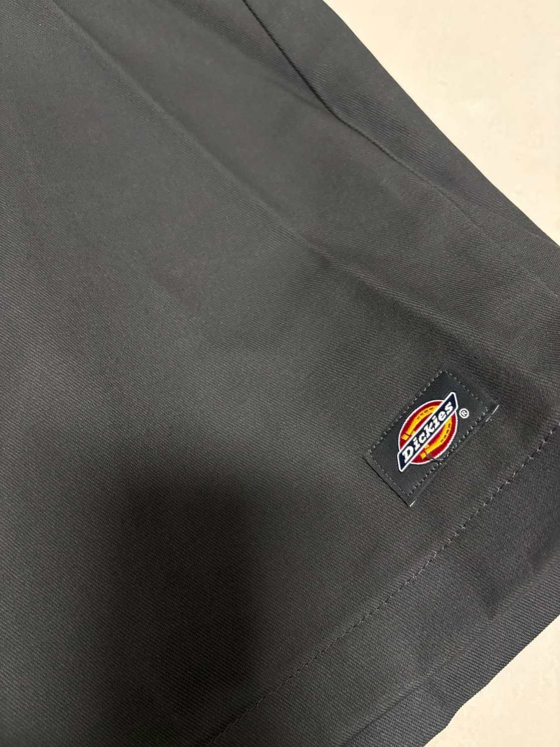 디키즈 버뮤다 루즈핏 워크쇼츠 차콜 34 상품이미지5