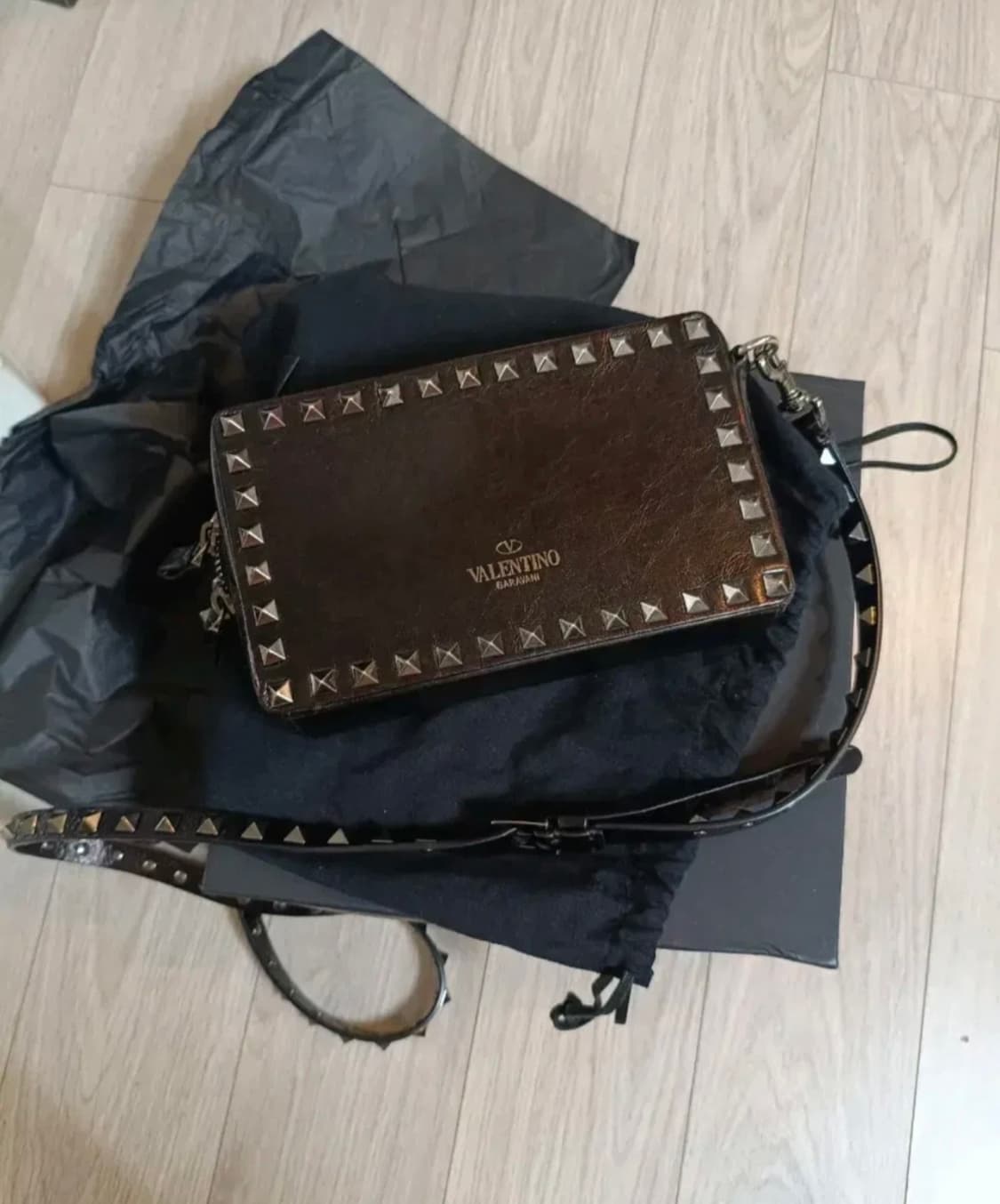 발렌티노가르바니스터드크로스백 상품이미지1