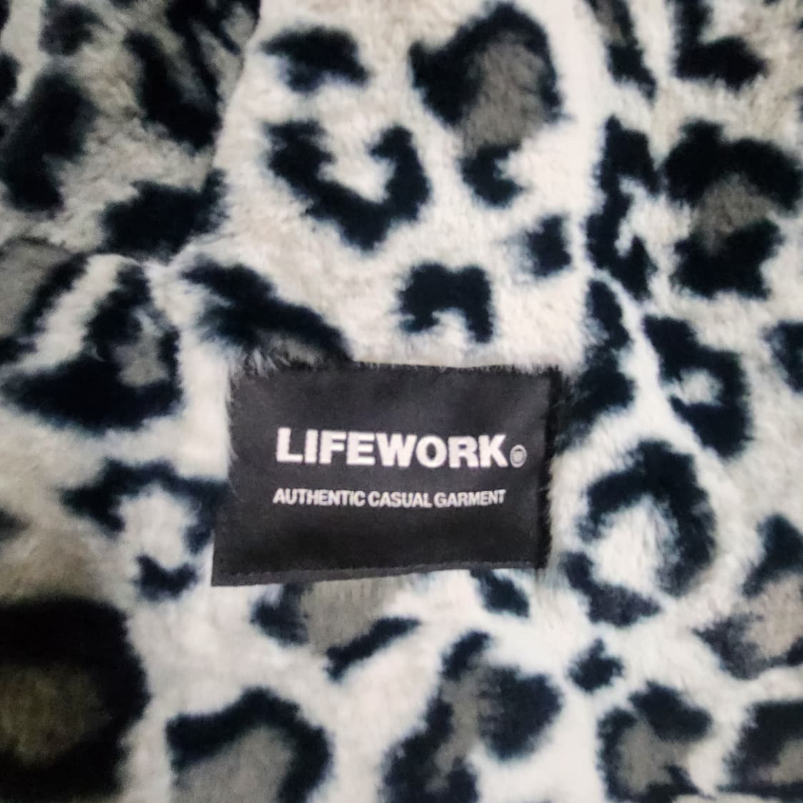 라이프워크 레오퍼드 에코퍼 점퍼 상품이미지6