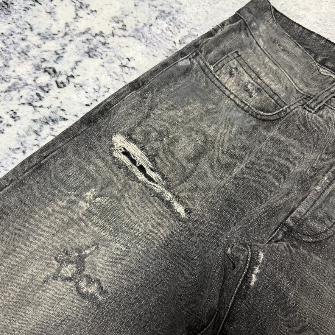 발망 데카르넹 11fw 페인트 셀비지 데님 30 상품이미지4