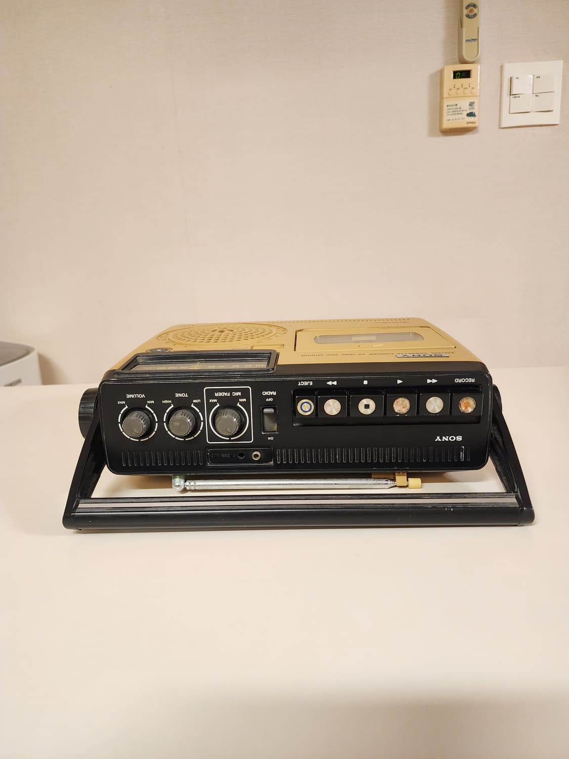 예쁜 소니 빈티지 라디오 카세트플레이어 TC-1560 상품이미지5