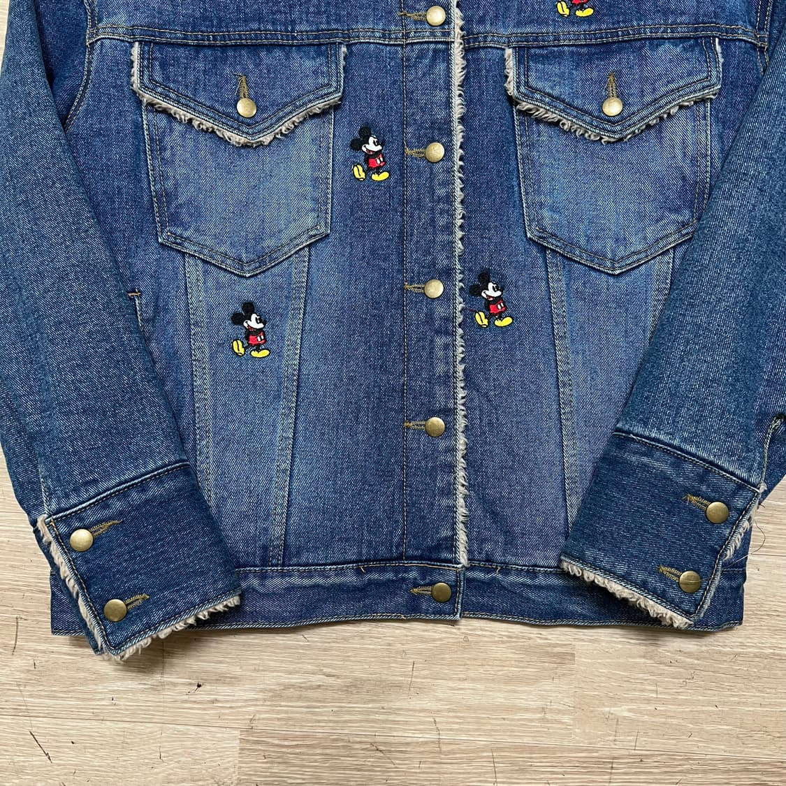 오픈파티 여성 미키마우스 자수 양털 데님 청자켓 [중청] M/95 상품이미지3