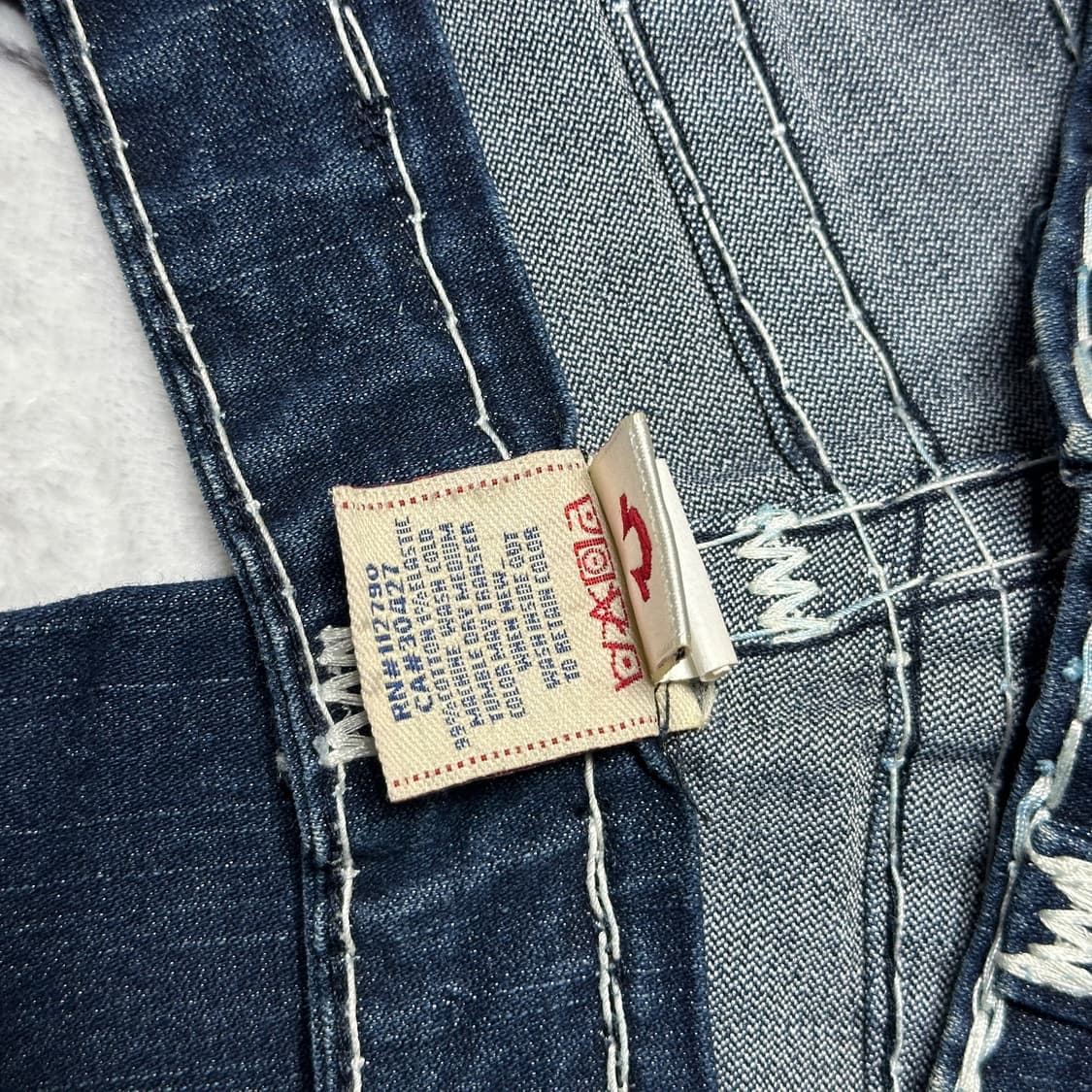 트루릴리젼 트루진 조이 JOEY 로우라이즈 부츠컷 데님팬츠 상품이미지9