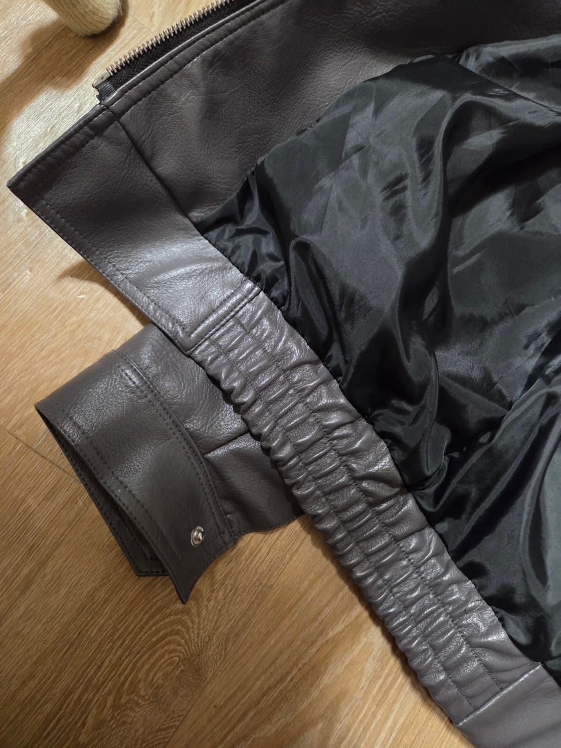 회색 가죽봄버자켓 105 상품이미지4