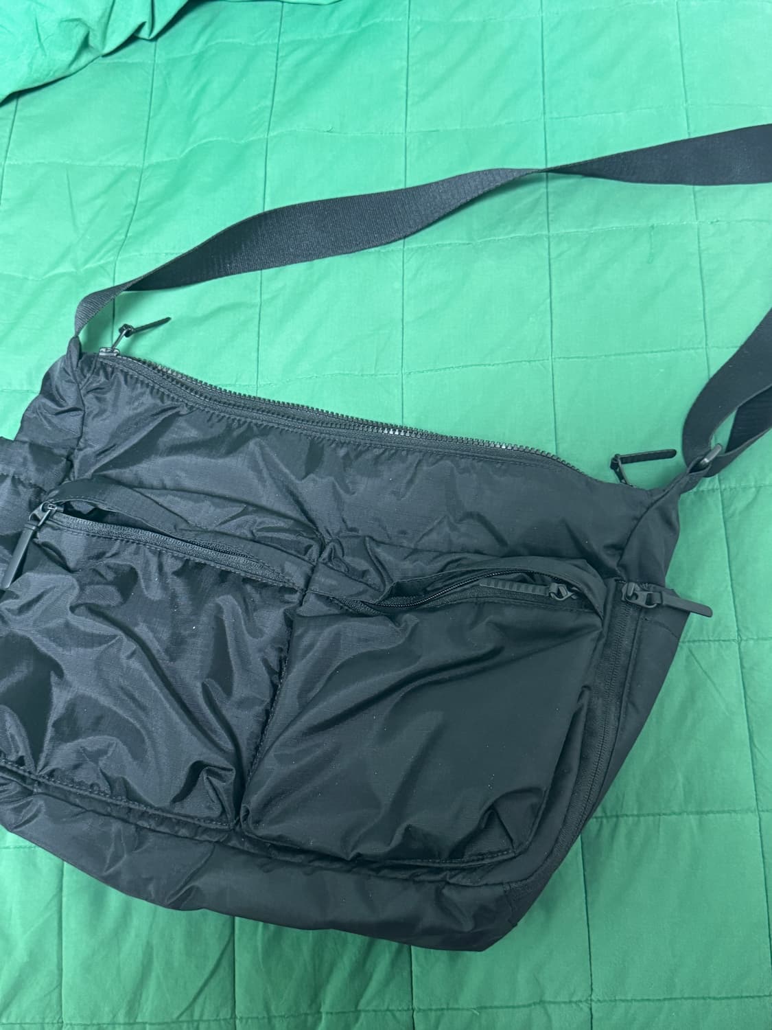 유니클로 가방 팝니다 상품이미지2