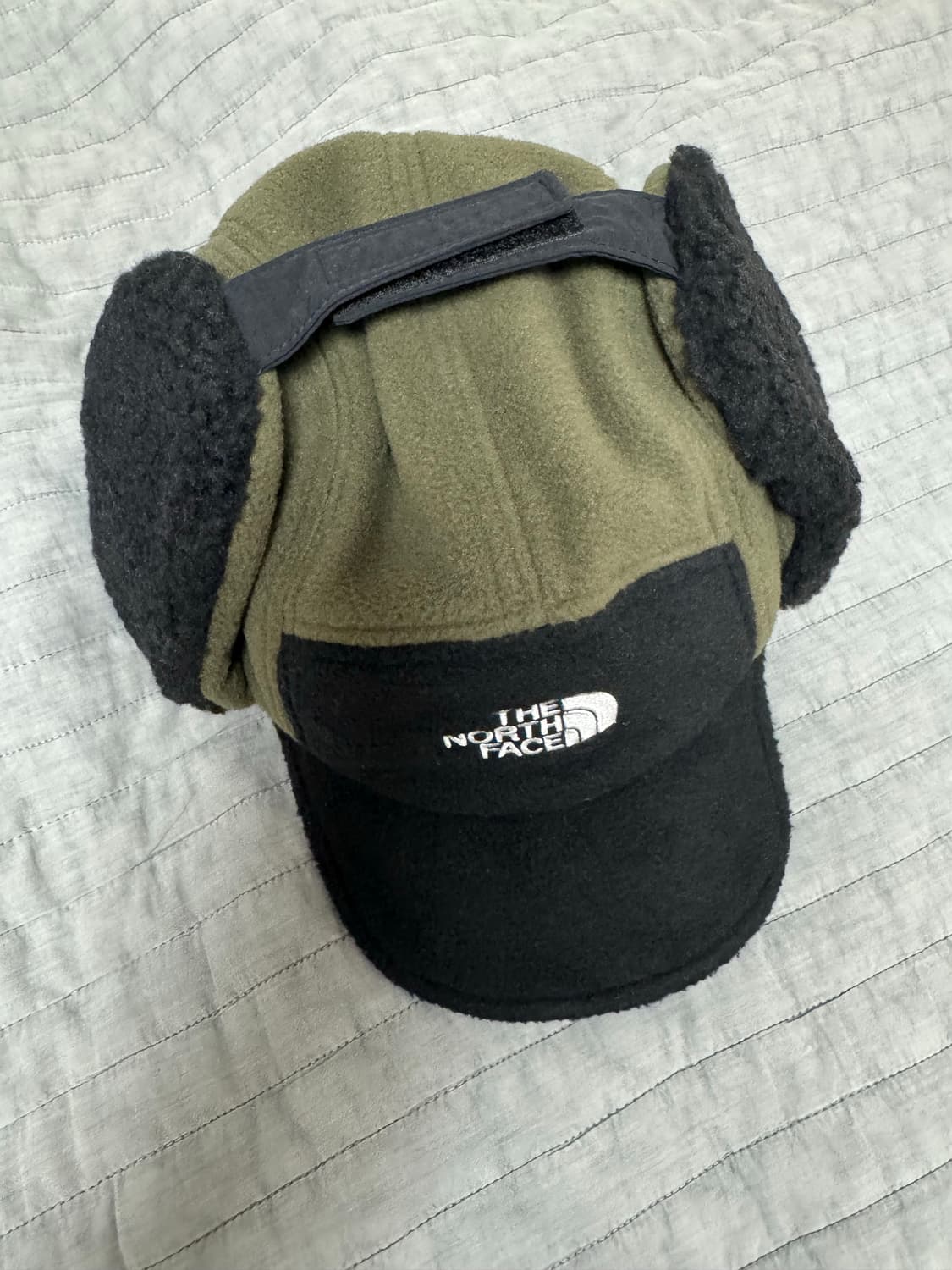 [OS] 노스페이스 신민아 이어머프캣 카키 상품이미지1