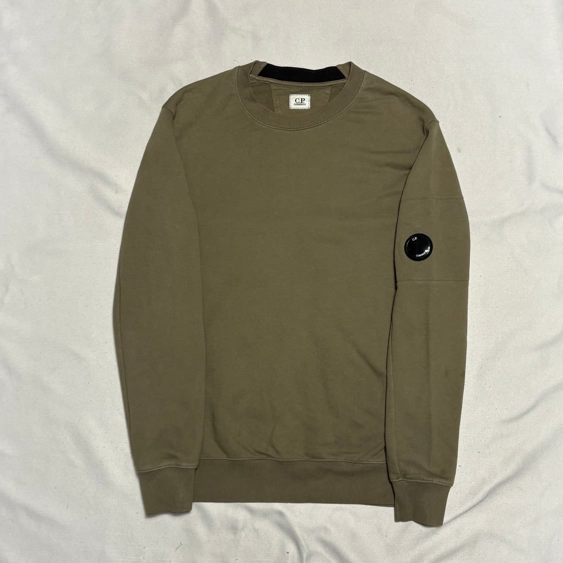 L C.P. 컴퍼니 딥그린 렌즈 맨투맨 상품이미지2