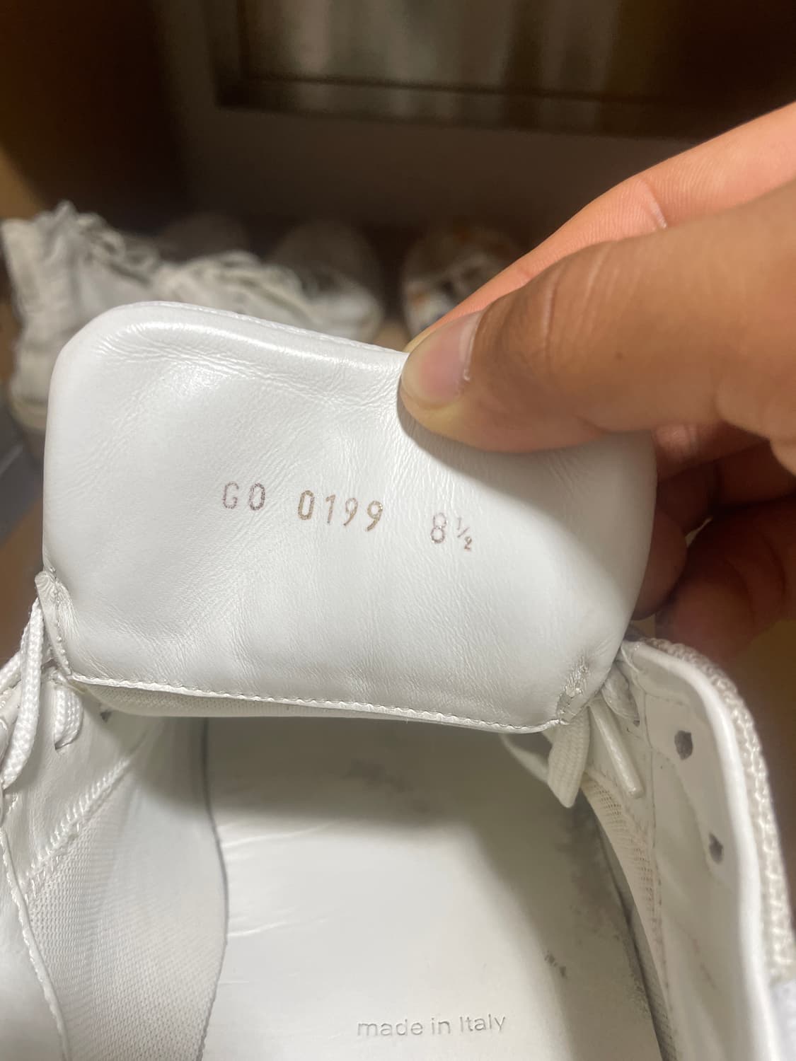 루이비통 모노그램 런 어웨이 스니커즈 상품이미지5