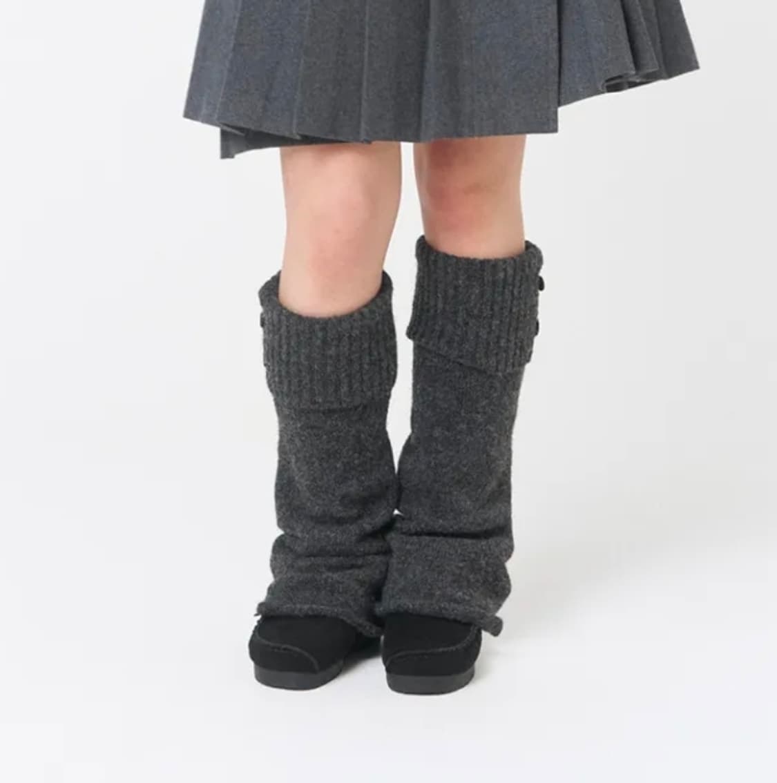 미세키서울 버튼 니트 레그워머 차콜 상품이미지2