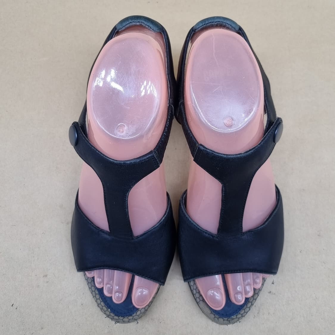 캠퍼 여성 샌들240 굽8 상품이미지2