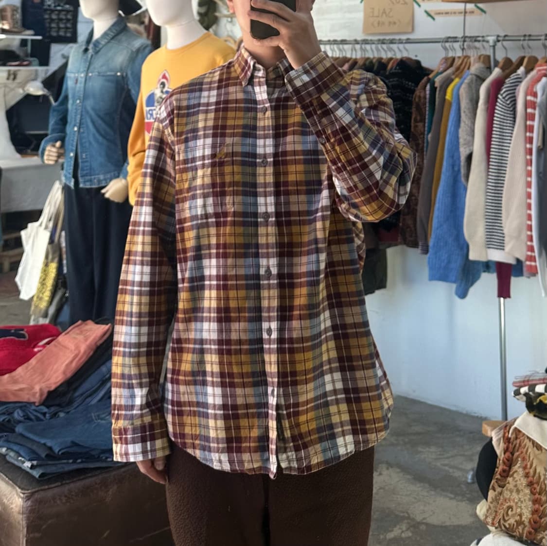 (착용컷) 에디바우어 체크 셔츠 (남성용 103) 상품이미지3