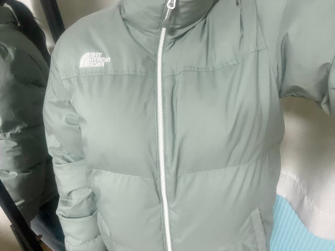 노스페이스 민트색 리버시블 뽀글이 패딩 상품이미지1